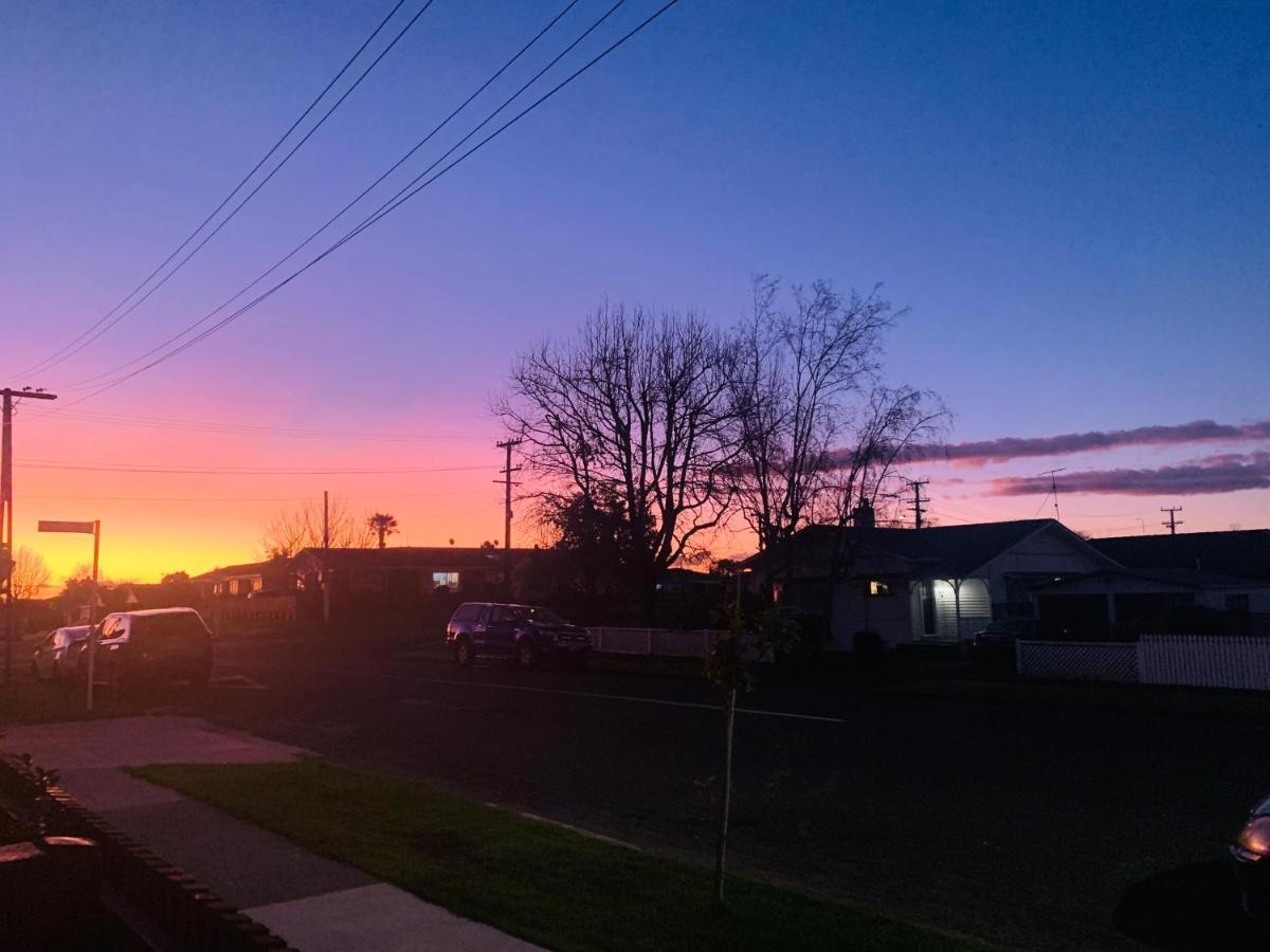 Auckland Homestay Near Airport-Room With En-Suite, Free Parking Папакура Екстериор снимка